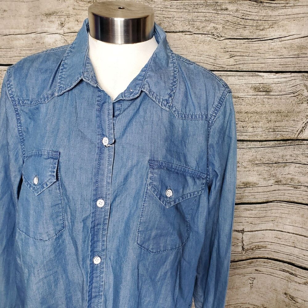 Victoria's Secret Womens Denim Blue Button Down Long Sleeve Shirt Size Large - Picture 2 of 8